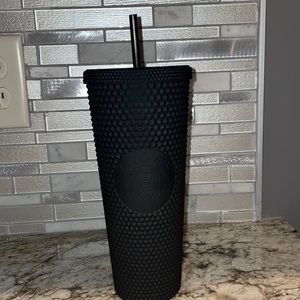 🖤MATTE BLCK STUDDED🖤